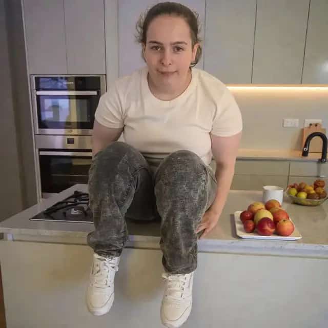 פנים של נעמי